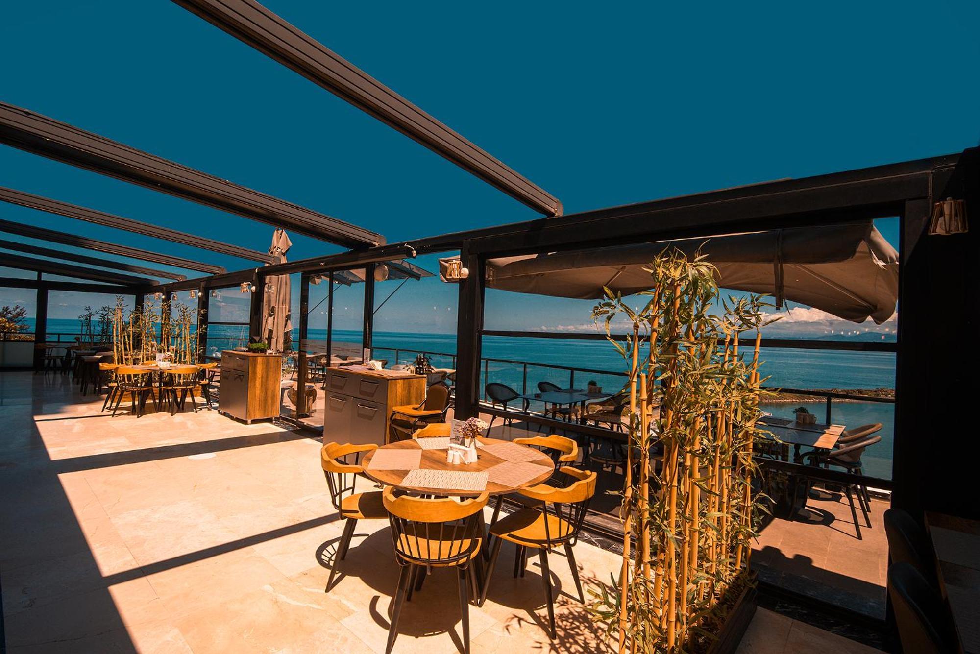 Royal Comfort Hotel Araklı Exteriér fotografie