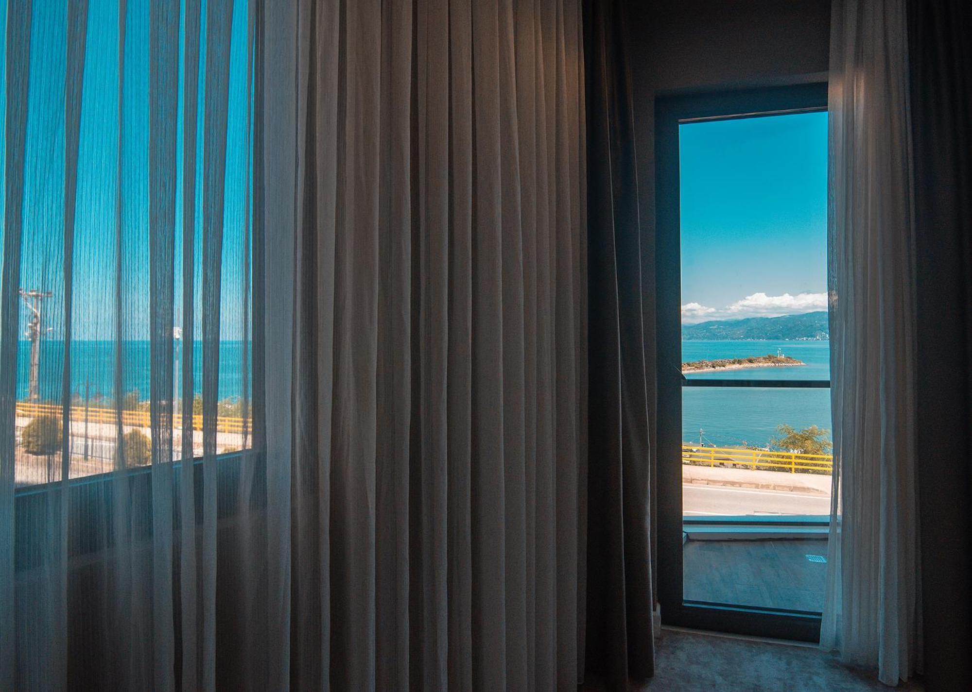 Royal Comfort Hotel Araklı Exteriér fotografie